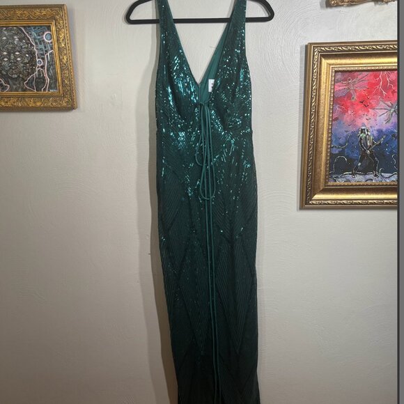 Hello Molly Emerald Green Sequin Dress - Picture 1 of 2